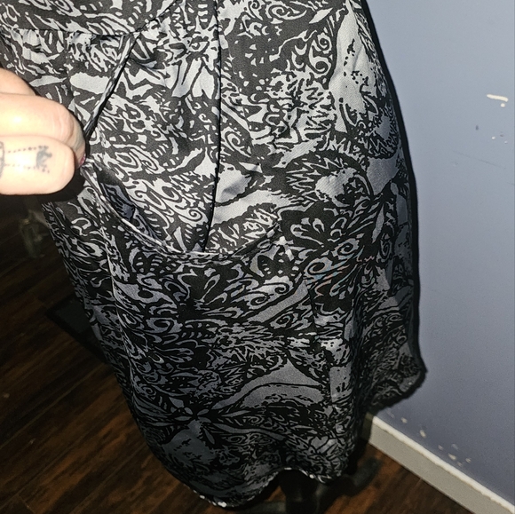 3/20.00. O'flux dress - Picture 3 of 7